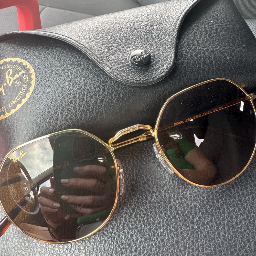 Ray-Ban Gold and brown lens Round Sunglasses